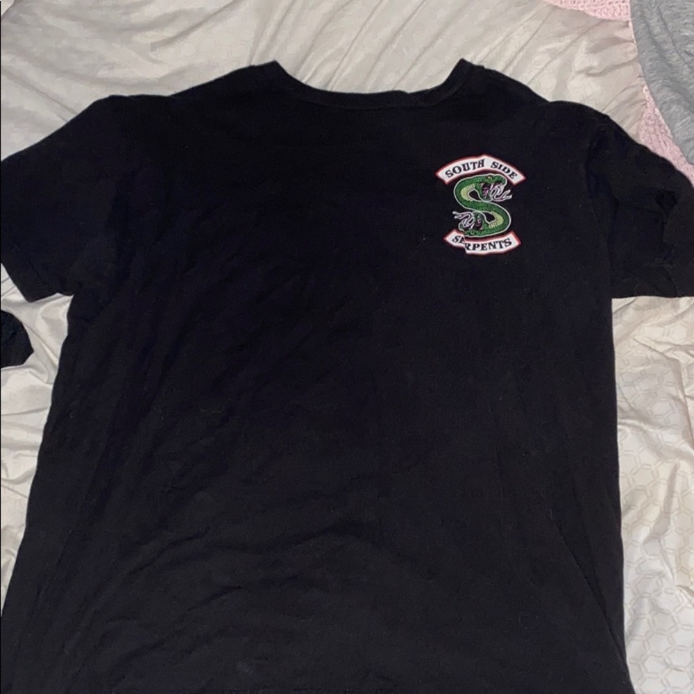Riverside tee